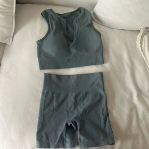 Teal matching workout set